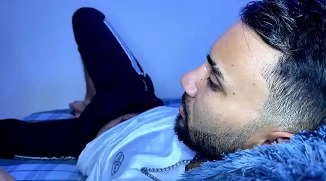 Dar milk online show from February 17, 2025, 7:44 pm