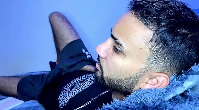 Dar milk online show from February 19, 2025, 8:41 pm