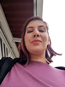 scarlett moore online show from November 15, 2025, 2:10 pm