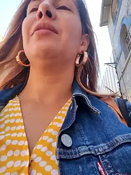 Snapshot of scarlett_moore chatting on February 27, 2026, 3:01 pm scarlett moore online show from February 27, 2026, 3:01 pm