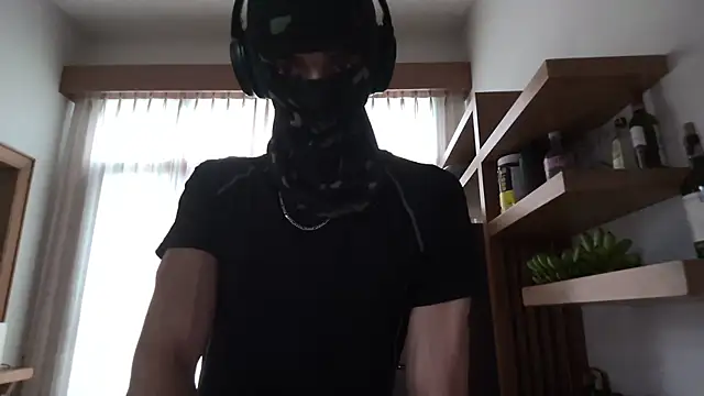 rippedbutskinny online show from July 3, 2026, 10:33 am