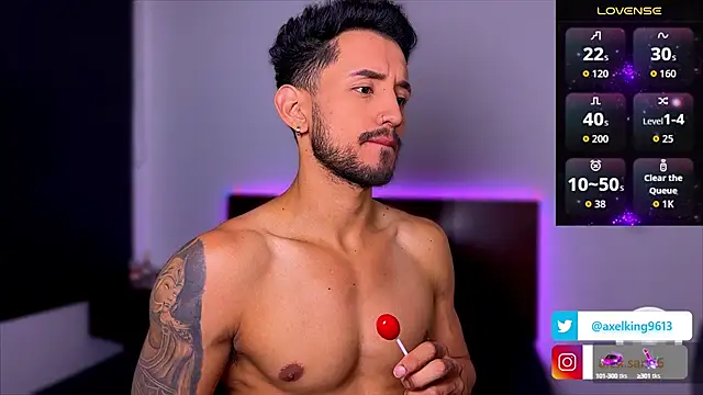 AxelKing1326 online show from September 9, 2025, 11:03 pm