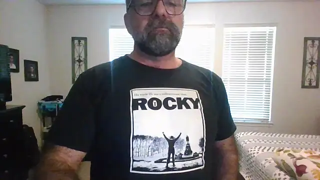 chainjulious online show from December 18, 2025, 6:34 pm