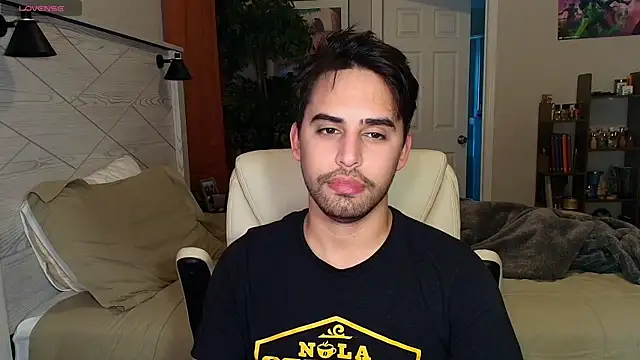 thonylewys online show from June 5, 2026, 8:25 pm