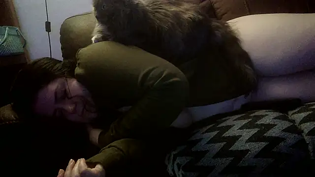 creativescholar1992 online show from March 18, 2025, 1:12 pm