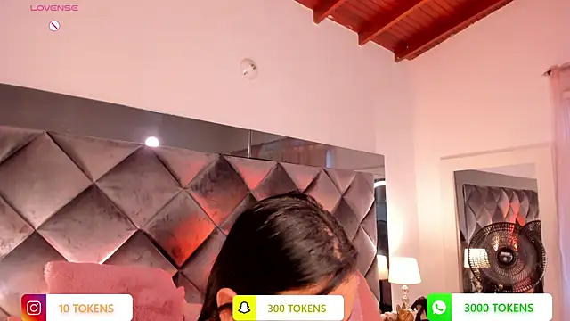 sofhiaa adaams online show from March 7, 2025, 6:43 pm