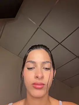 violetta-brown1 online show from February 26, 2026, 3:06 am