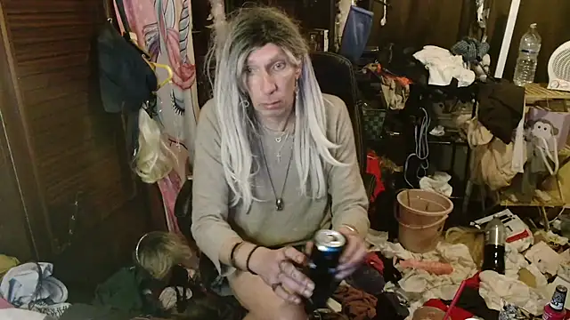 Ombeline1 online show from January 6, 2026, 6:01 pm