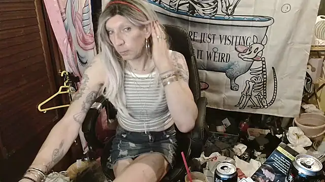 Ombeline1 online show from February 16, 2026, 6:12 am