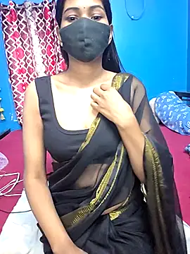 Snapshot of Triha_18 chatting on February 18, 2026, 11:28 am Triha 18 online show from February 18, 2026, 11:28 am