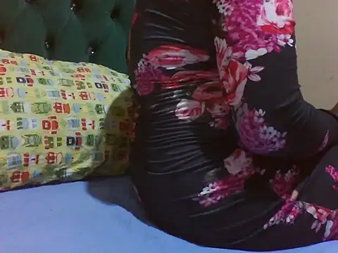 Sexy Riri online show from May 8, 2026, 10:46 pm