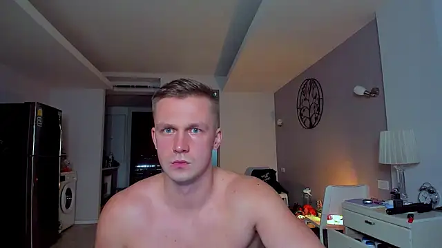 Samuel Andrew online show from June 15, 2026, 2:01 am
