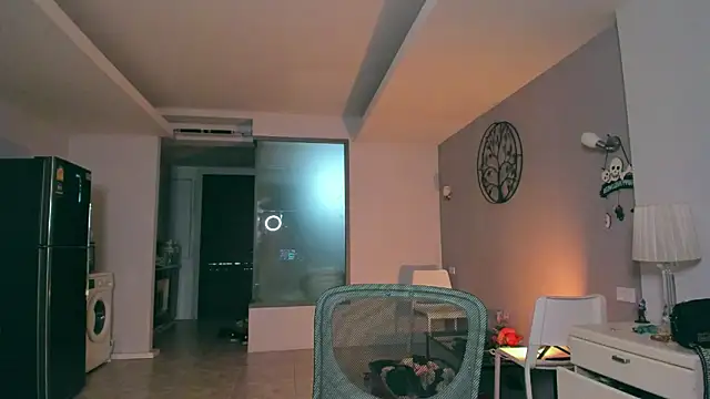 Snapshot of Samuel_Andrew chatting on October 31, 2025, 6:10 am Samuel Andrew online show from October 31, 2025, 6:10 am