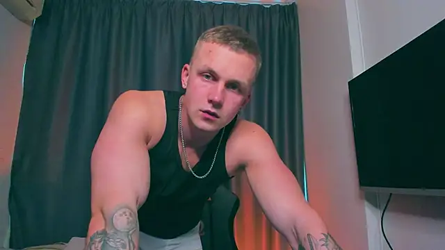 Snapshot of Samuel_Andrew chatting on March 14, 2025, 1:59 am Samuel Andrew online show from March 14, 2025, 1:59 am