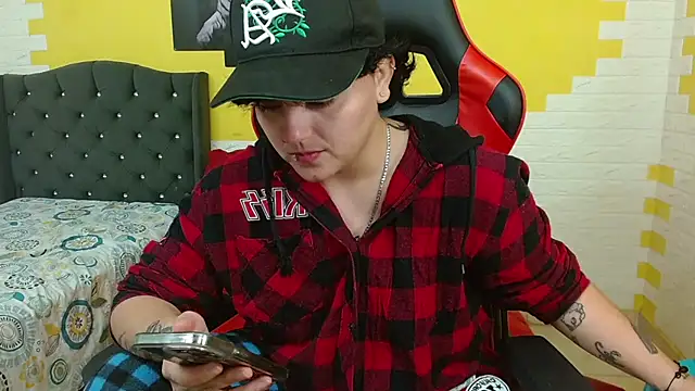 isabeautyx19 online show from March 3, 2026, 5:58 am