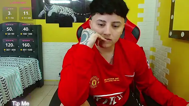 isabeautyx19 online show from October 21, 2025, 3:17 am