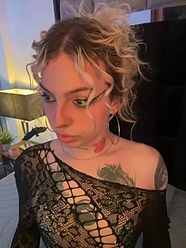 Bonnie vega online show from November 4, 2025, 8:45 pm