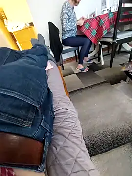 mia69x online show from March 7, 2025, 4:44 pm