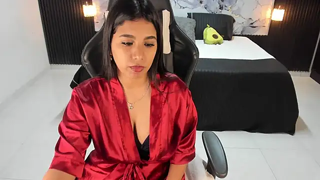 Snapshot of Ivy_16 chatting on March 15, 2025, 3:27 pm Ivy 16 online show from March 15, 2025, 3:27 pm