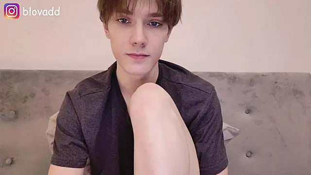 callmenineoneseven online show from February 17, 2026, 11:35 pm