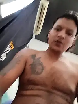 yoryisexi online show from November 23, 2025, 7:24 pm