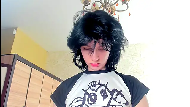 JulisSweet online show from March 15, 2025, 7:53 am