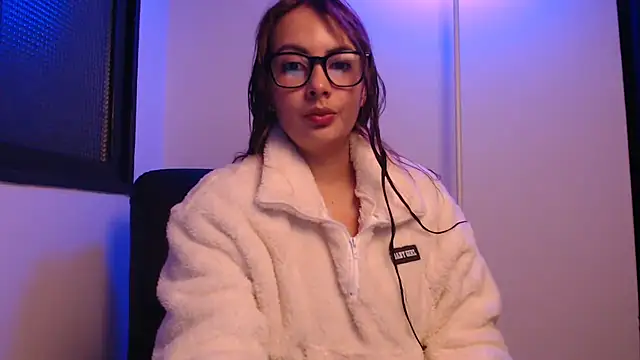 lalawhitte online show from April 28, 2026, 9:57 am