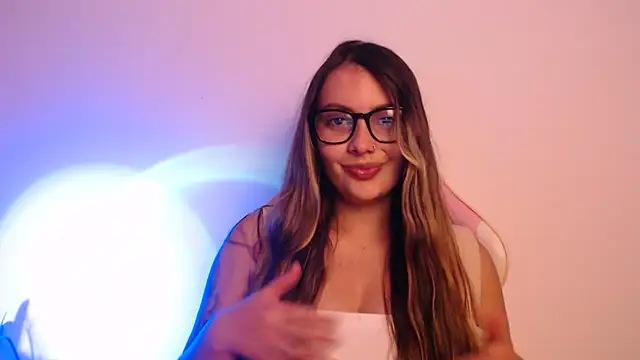 lalawhitte online show from December 16, 2025, 10:36 pm