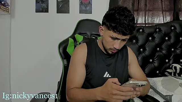 nicky vances online show from February 23, 2026, 8:53 pm