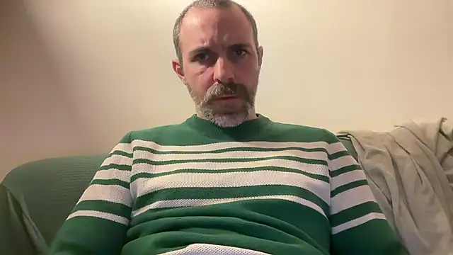 Snapshot of Brianjonest chatting on January 17, 2026, 5:49 pm Brianjonest online show from January 17, 2026, 5:49 pm