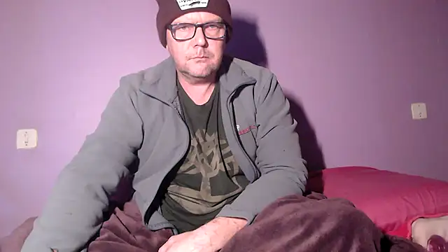 hairy orbite online show from December 3, 2025, 6:25 am