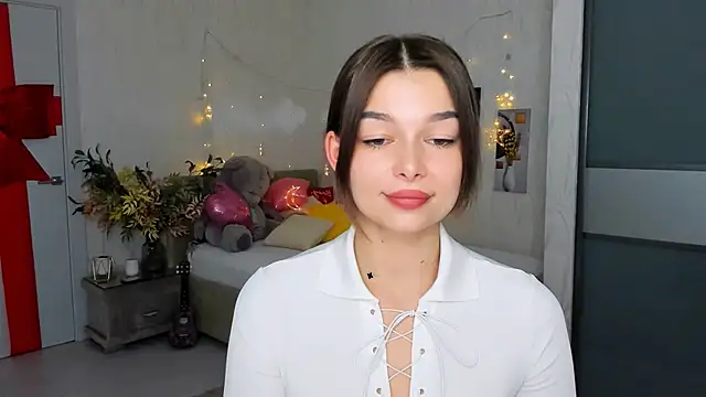 ContinentOfTranquility online show from March 17, 2025, 1:29 pm