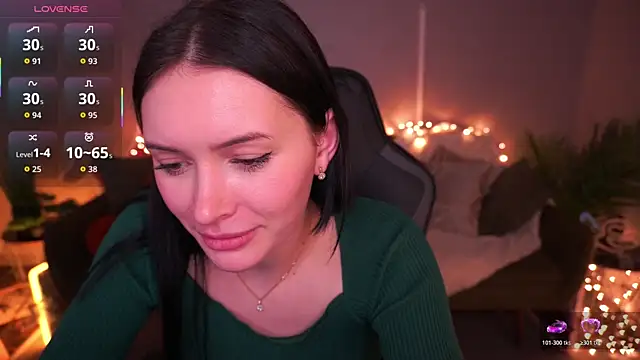 Snapshot of MilaSecrett chatting on February 7, 2026, 3:42 pm MilaSecrett online show from February 7, 2026, 3:42 pm