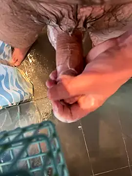 LivingLegend1978 online show from October 19, 2025, 8:06 am