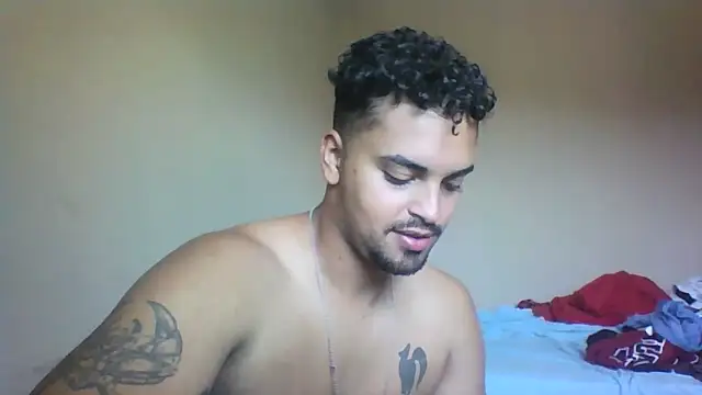 Snapshot of Xcumshot33 chatting on December 16, 2025, 1:48 pm Xcumshot33 online show from December 16, 2025, 1:48 pm