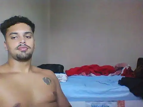 Snapshot of Xcumshot33 chatting on February 3, 2026, 4:45 pm Xcumshot33 online show from February 3, 2026, 4:45 pm