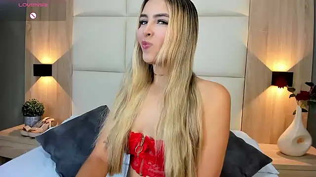 bella1207 online show from March 14, 2025, 7:34 pm