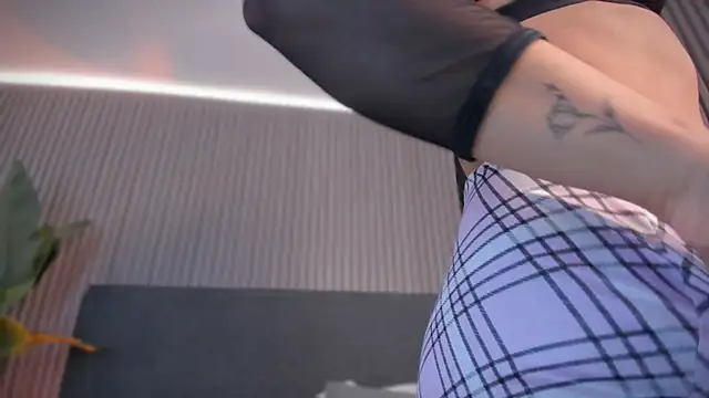 emelie 89 online show from March 31, 2026, 12:18 pm