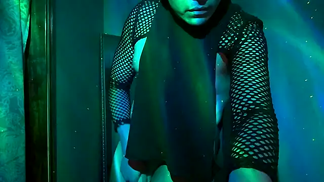 CloudyBoy Toy online show from February 18, 2025, 6:37 pm