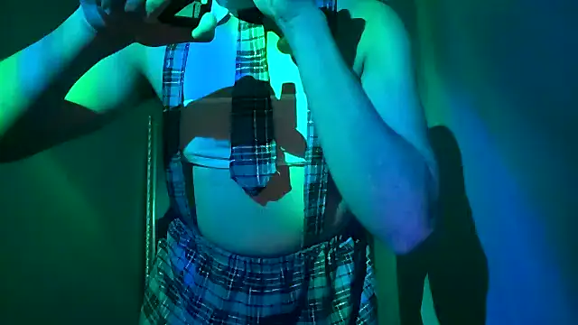 CloudyBoy Toy online show from February 18, 2025, 8:27 am