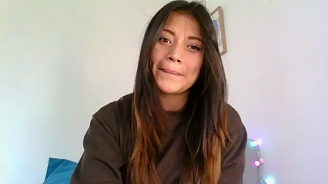 katherodriguezx online show from March 22, 2026, 6:31 pm