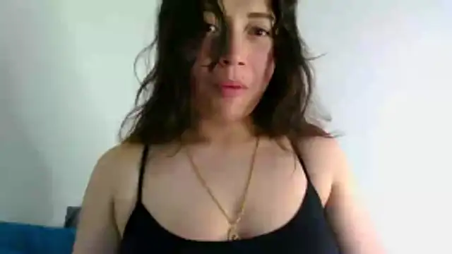 Snapshot of katherodriguezx chatting on February 25, 2026, 5:35 pm katherodriguezx online show from February 25, 2026, 5:35 pm