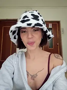 licoricepizza online show from November 23, 2025, 1:21 pm