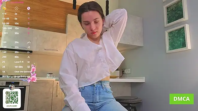 DonnaBurkee online show from October 11, 2025, 4:35 am