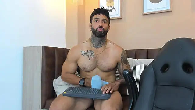 naugthy dominant online show from February 10, 2025, 2:05 pm