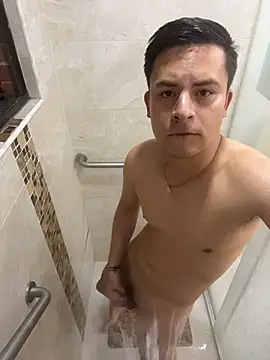 Nicolds14 online show from November 19, 2025, 11:49 pm