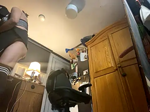 ElPollo77 online show from October 21, 2025, 8:14 am