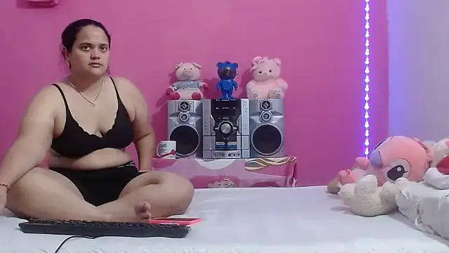 Snapshot of brunnette_hot chatting on July 10, 2026, 1:55 pm brunnette hot online show from July 10, 2026, 1:55 pm