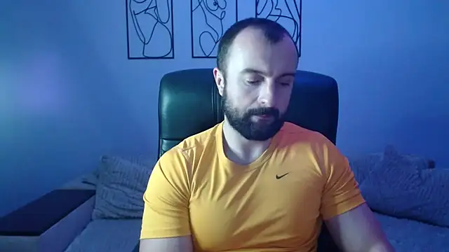 brindlefly6969 online show from November 26, 2025, 1:55 pm