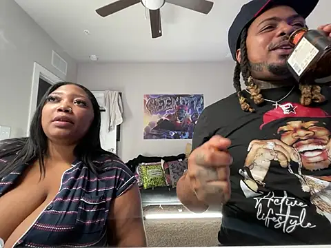 Snapshot of 4EVAGLACIERS chatting on February 7, 2026, 6:32 am 4EVAGLACIERS online show from February 7, 2026, 6:32 am